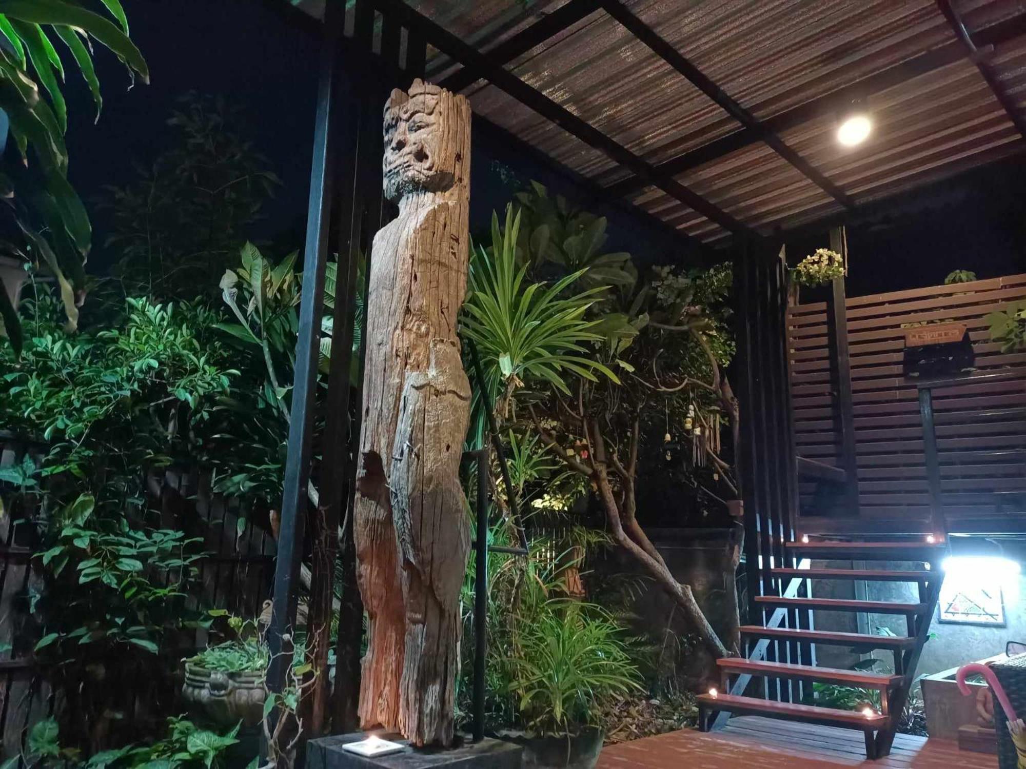 Chez Pom Hotel Chiang Mai Ngoại thất bức ảnh
