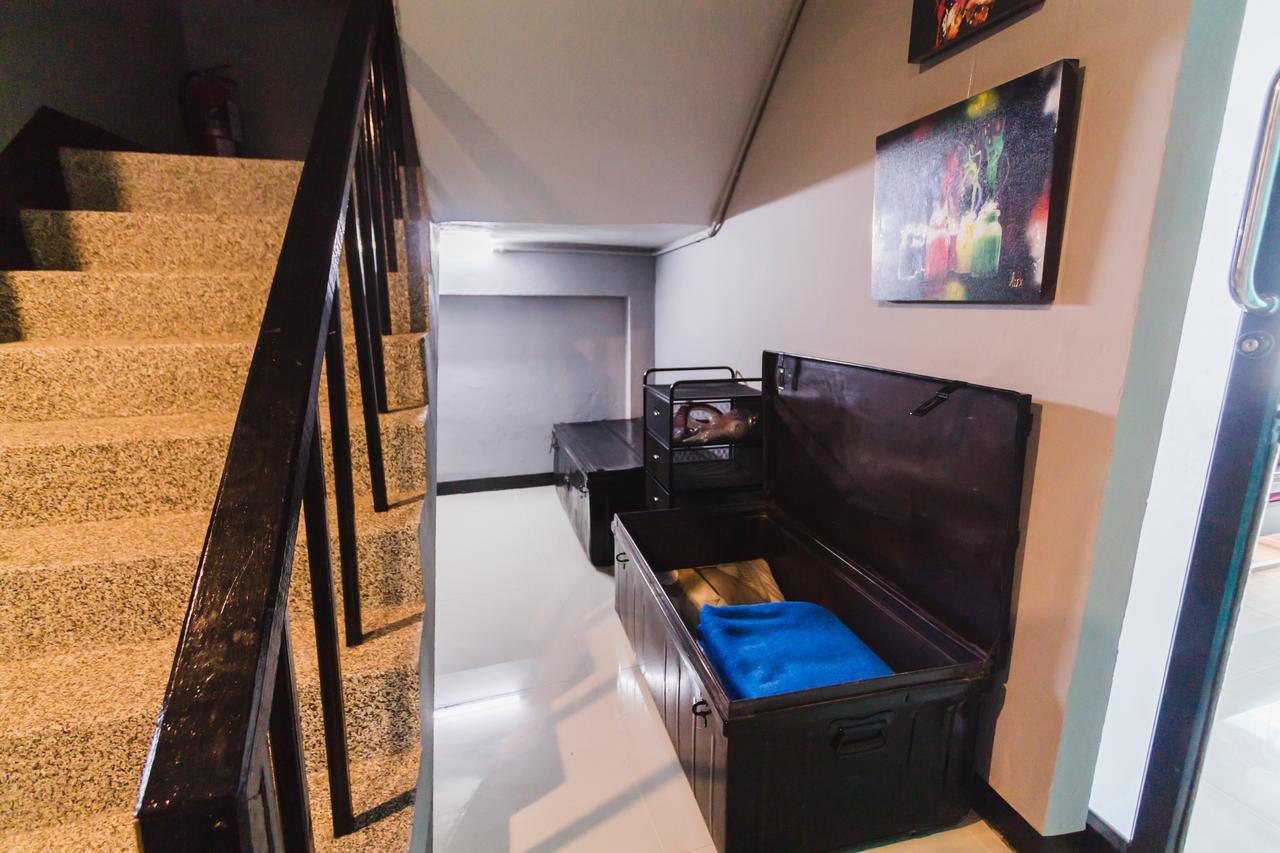 Chez Pom Hotel Chiang Mai Ngoại thất bức ảnh