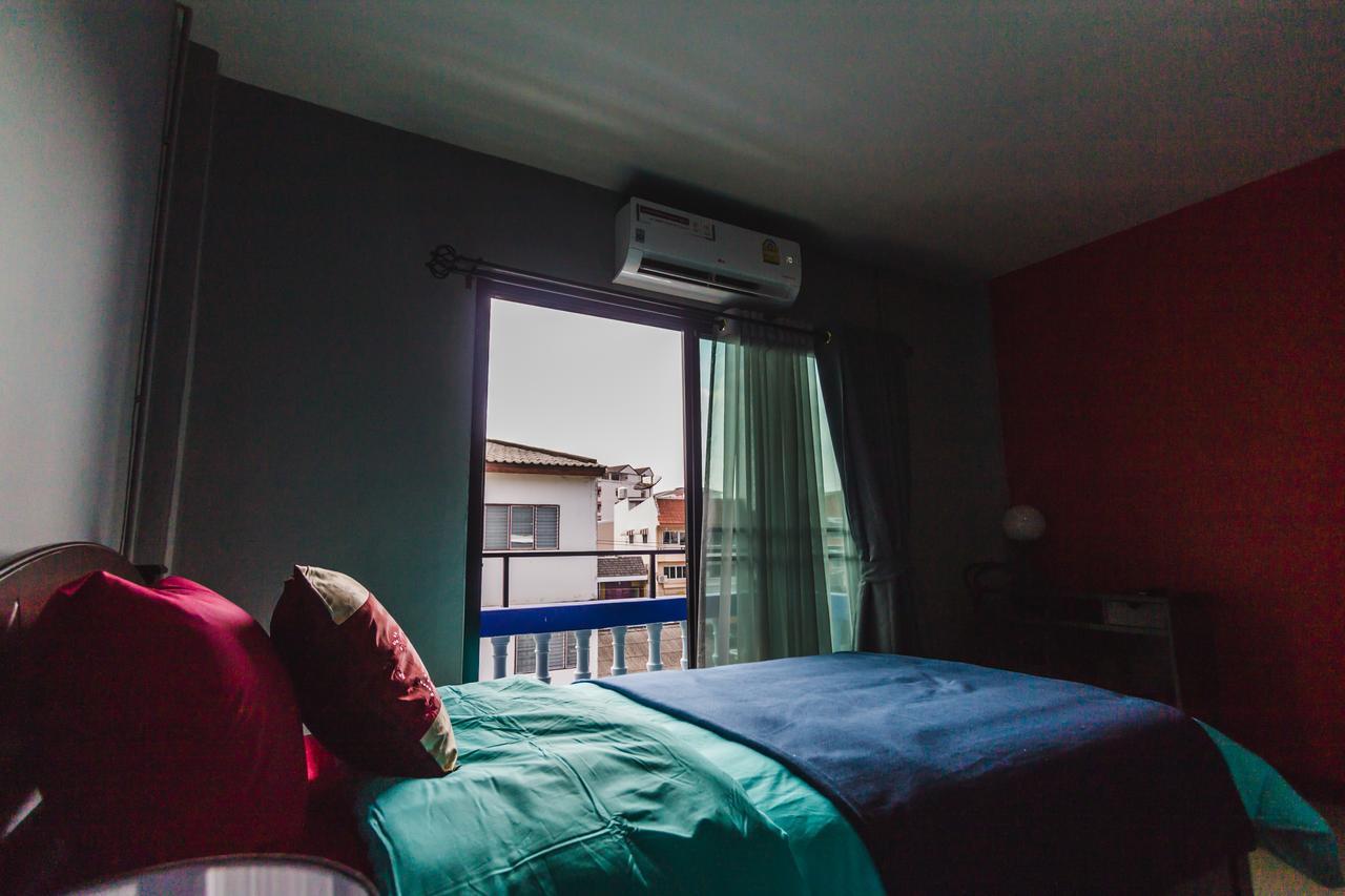 Chez Pom Hotel Chiang Mai Ngoại thất bức ảnh