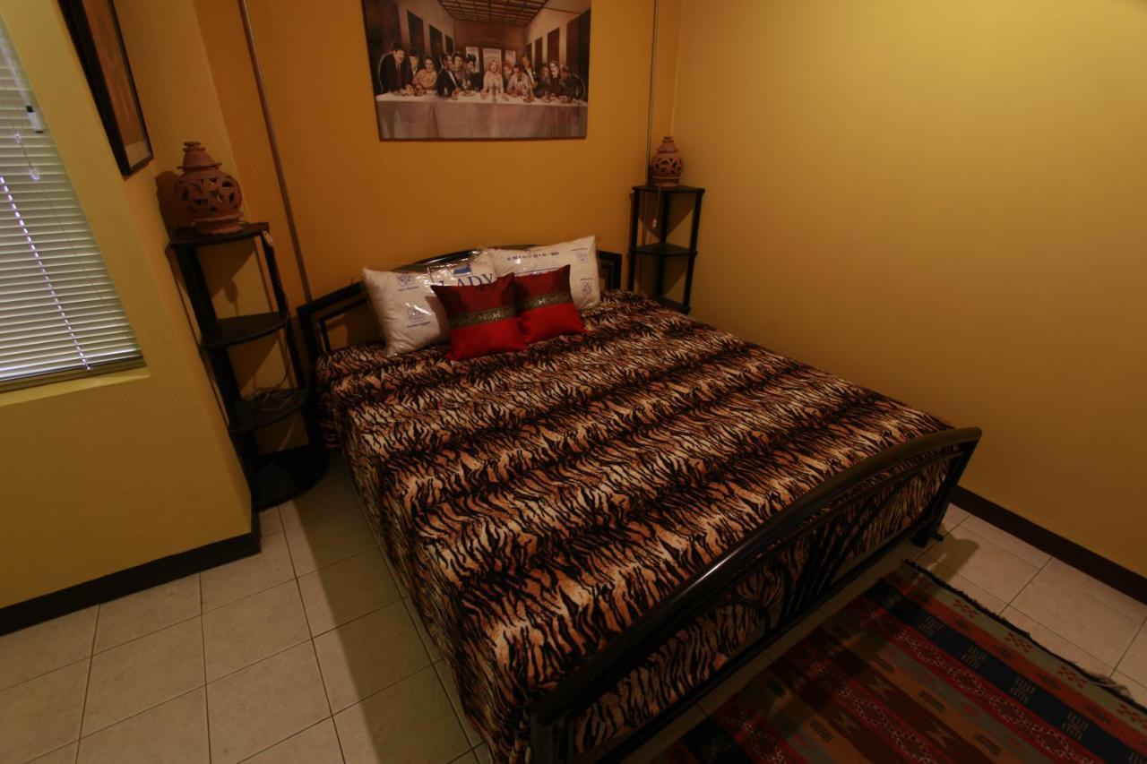 Chez Pom Hotel Chiang Mai Ngoại thất bức ảnh